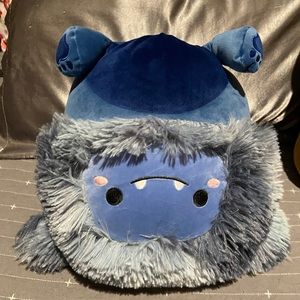 11” Dani Squishmallow 👣 1st to Market